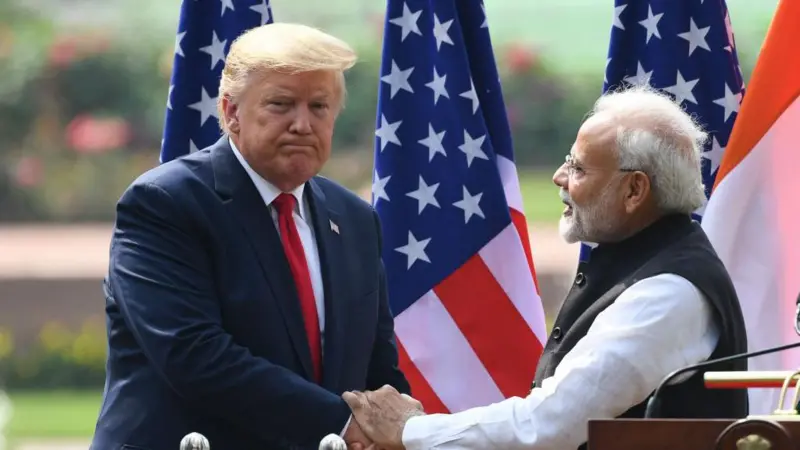 ‘दुश्मन अगर ख़ुद को बर्बाद करने पर तुला हो तो न दें दख़ल’, ट्रंप की भारत को धमकी पर जानकार क्या बोले